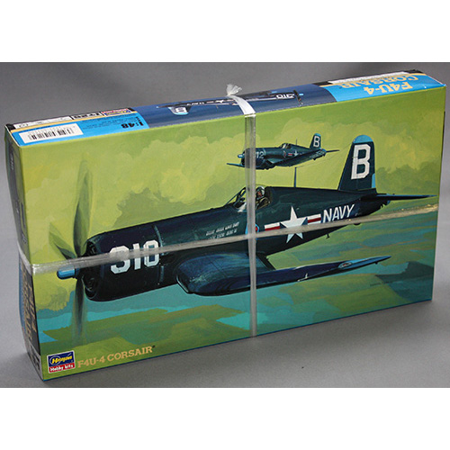 ハセガワ 1/48 F4U-4 コルセア