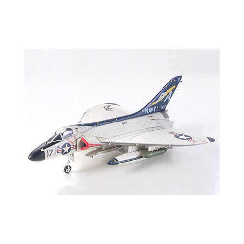 タミヤ 1/72 ダグラス F4D-1 スカイレイ