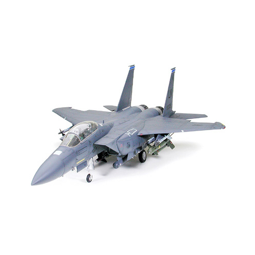 タミヤ 1/32 F-15E ストライクイーグル 「バンカーバスター」