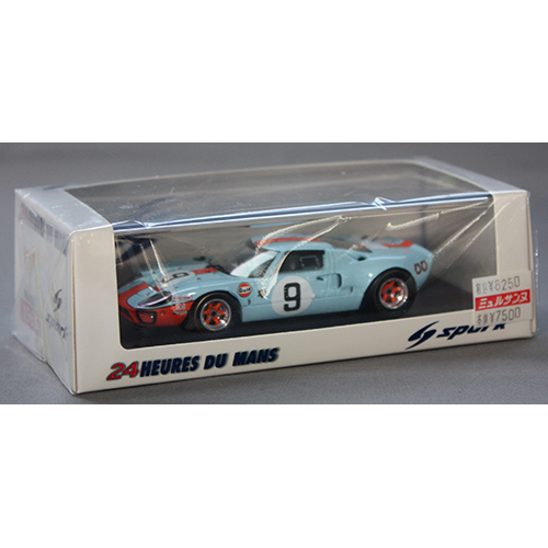 スパークモデル 1/43 Ford GT 40 No.9 Winner 24H Le Mans 1968 JW Automotive Engineering