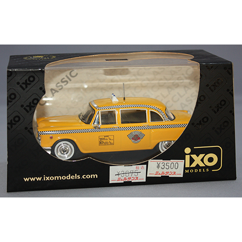 IXO 1/43 NEW YORK YELLOW CAB