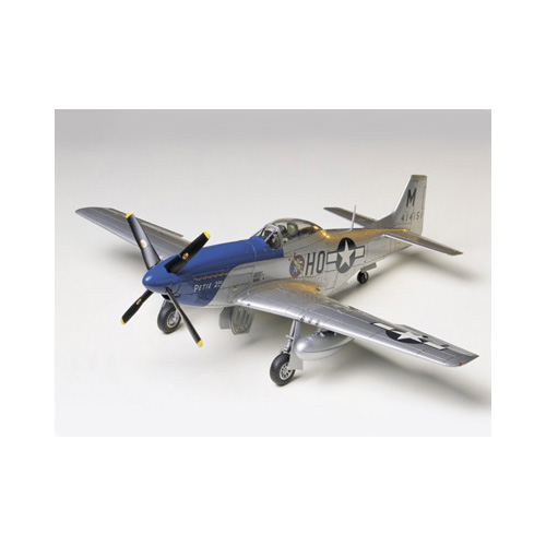 タミヤ 1/48 ノースアメリカン P-51D マスタング