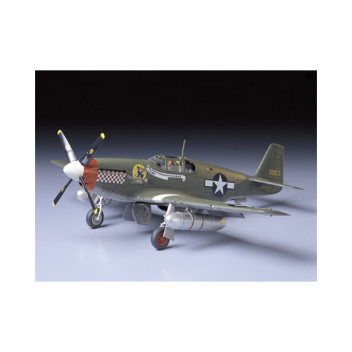 タミヤ 1/48 ノースアメリカン P-51B マスタング