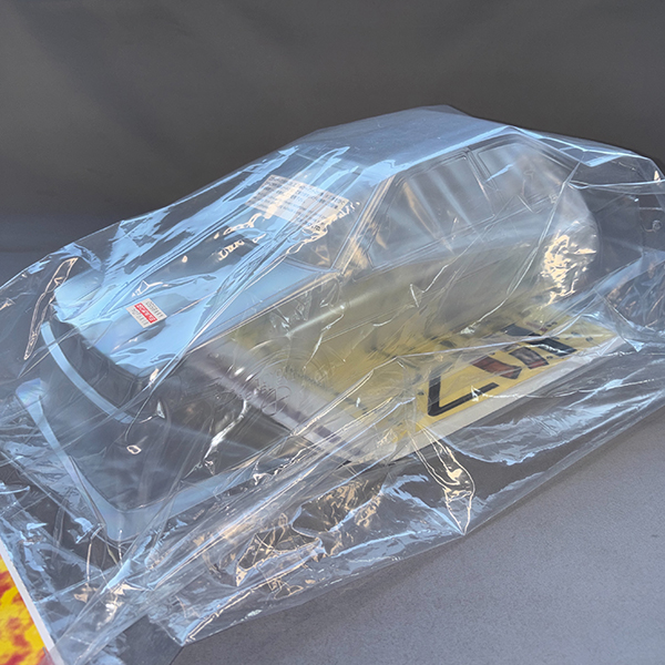 yokomo SD-AE86L2B トヨタカローラ (AE86)レビン 2ドアボディセット