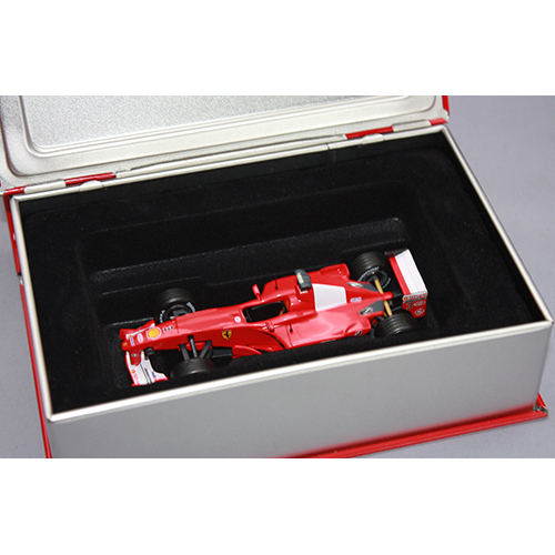 ixo 1/43 Ferrari F1 2000 #3 Winner USA GP 2000