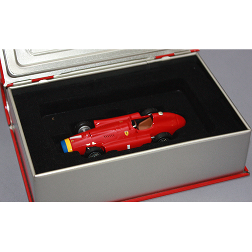 ixo 1/43 Ferrari D50 #10 1956 J.M Fangio