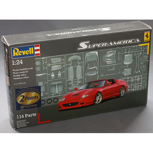 Revell 07391 1/24  Ferrari Superamerica