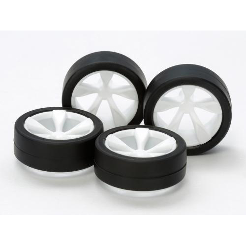 タミヤ ローハイトタイヤ&ホイールセット(5本スポーク)