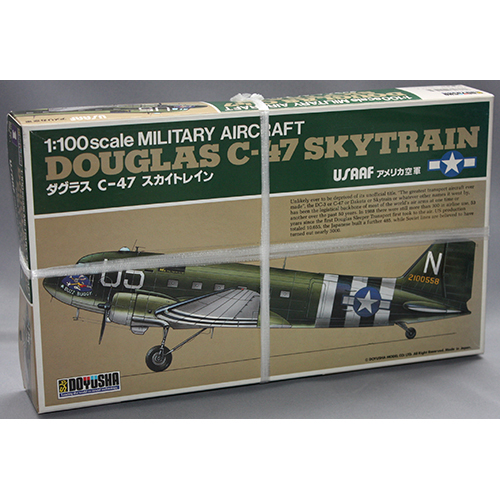 童友社 1/100 ダグラス DC-47 スカイトレイン